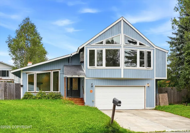 Photo 1 of Single family home for sale at 8401 Williwa Cir, Anchorage, AK 99504 | MLS# 26-10679 | Listing updated on 2026-09-09