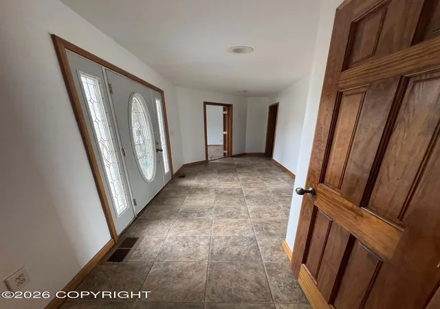 Photo 4 of Single family home for sale at 33179 Rushmore Dr, Soldotna, AK 99669 | MLS# 26-10615 | Listing updated on 2026-08-20