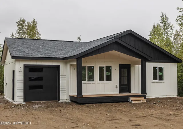 Photo 2 of Single family home for sale at 14466 W Siesta Cir, Big Lake, AK 99652 | MLS# 26-11120 | Listing updated on 2026-08-31