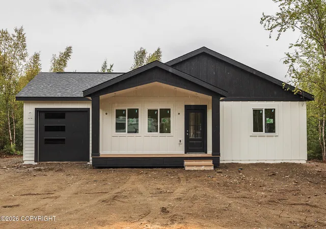 Photo 3 of Single family home for sale at 14466 W Siesta Cir, Big Lake, AK 99652 | MLS# 26-11120 | Listing updated on 2026-08-31