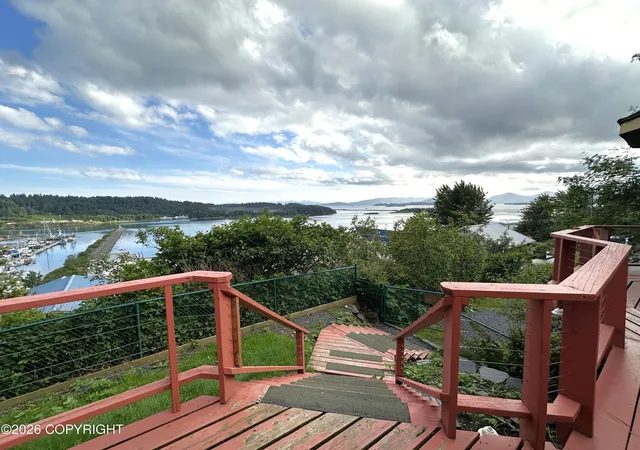 Photo 3 of Single family home for sale at 410 Cope St, Kodiak, AK 99615 | MLS# 26-10741 | Listing updated on 2026-08-31