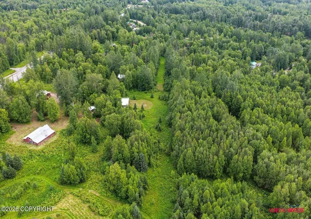 Photo 2 of Sale Pending at 8142 E Edgerton Parks Rd, Palmer, AK 99645 | MLS# 26-10694 | Listing updated on 2026-08-22