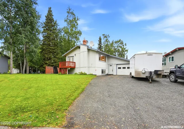 Photo 2 of Sale Pending at 2841 Bennett Ave, Anchorage, AK 99517 | MLS# 26-10727 | Listing updated on 2026-08-27