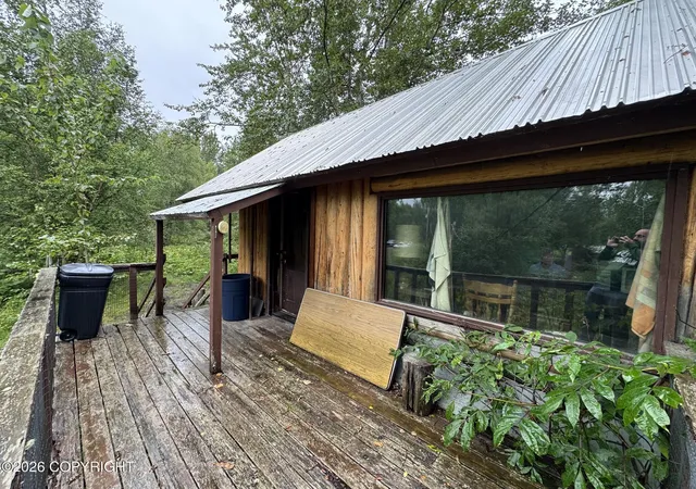 Photo 4 of Sale Pending at 8142 E Edgerton Parks Rd, Palmer, AK 99645 | MLS# 26-10707 | Listing updated on 2026-08-22