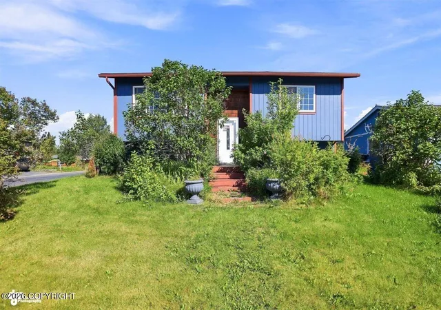 Photo 1 of Single family home for sale at 6601 Eileen Cir, Anchorage, AK 99507 | MLS# 26-10711 | Listing updated on 2026-09-09