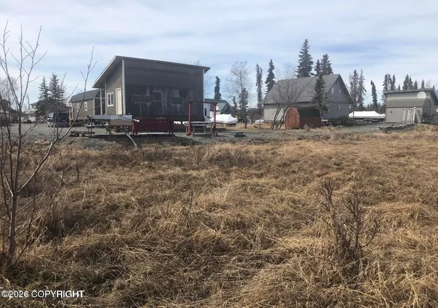 Photo 4 of Sale Pending at 45628 Catching Silver Dr, Kenai, AK 99611 | MLS# 26-10706 | Listing updated on 2026-09-10