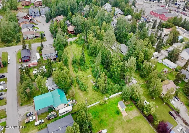 Photo 3 of Sale Pending at 7536 E 4Th Ave, Anchorage, AK 99504 | MLS# 26-10736 | Listing updated on 2026-10-08