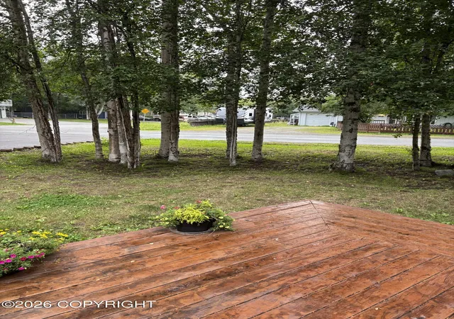Photo 2 of Sale Pending at 4100 Beechcraft Dr, Anchorage, AK 99517 | MLS# 26-10775 | Listing updated on 2026-09-04