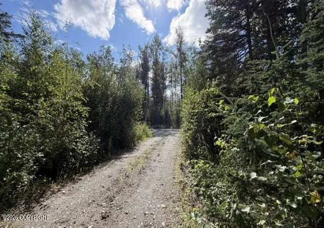 Photo 4 of Sale Pending at 1891 W Trumpeter Swan Dr, Wasilla, AK 99654 | MLS# 26-10794 | Listing updated on 2026-09-16