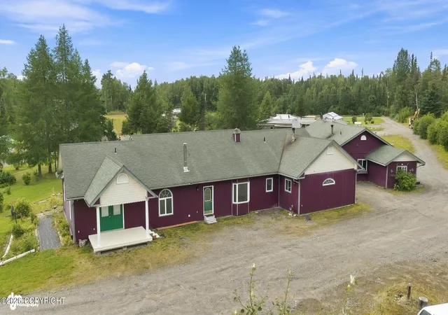 Photo 3 of Single family home for sale at 49534 Sterling Hwy, Soldotna, AK 99669 | MLS# 26-11035 | Listing updated on 2026-09-22
