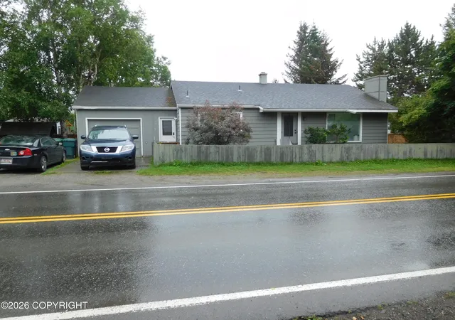 Photo 1 of Sale Pending at 3109 Turnagain St, Anchorage, AK 99517 | MLS# 26-11015 | Listing updated on 2026-09-03