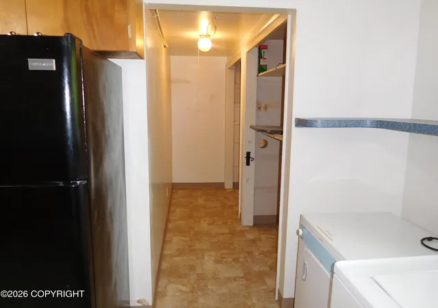 Photo 4 of Sale Pending at 3109 Turnagain St, Anchorage, AK 99517 | MLS# 26-11015 | Listing updated on 2026-09-03