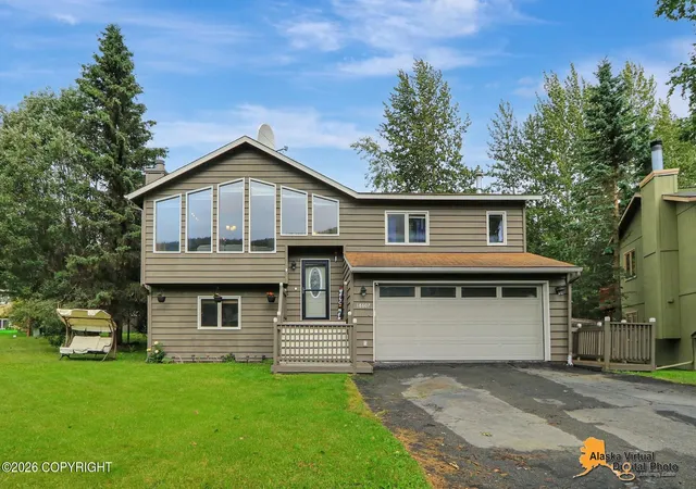 Photo 1 of Single family home for sale at 18607 Little Cape Cir, Eagle River, AK 99577 | MLS# 26-10946 | Listing updated on 2026-09-06