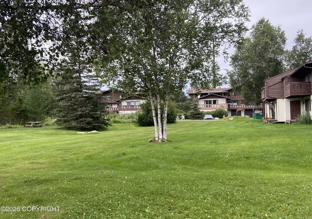 Photo 4 of Sale Pending at 4838 Bryn Mawr Ct #2, Anchorage, AK 99508 | MLS# 26-10876 | Listing updated on 2026-09-24