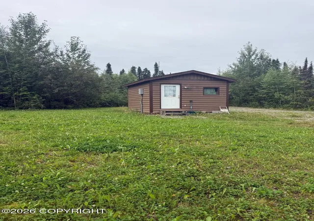 Photo 3 of Single family home for sale at 18750 N Mae Loop, Willow, AK 99688 | MLS# 26-10911 | Listing updated on 2026-08-26