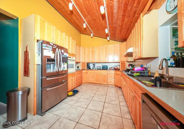 Photo 4 of Single family home for sale at 6510 E Beechcraft Rd, Wasilla, AK 99654 | MLS# 26-11019 | Listing updated on 2026-09-15