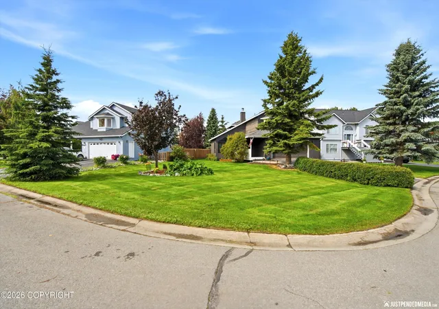 Photo 2 of Sale Pending at 1924 Concord Hill Dr, Anchorage, AK 99515 | MLS# 26-11077 | Listing updated on 2026-09-01