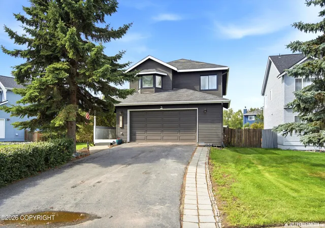 Photo 5 of Sale Pending at 1924 Concord Hill Dr, Anchorage, AK 99515 | MLS# 26-11077 | Listing updated on 2026-09-01