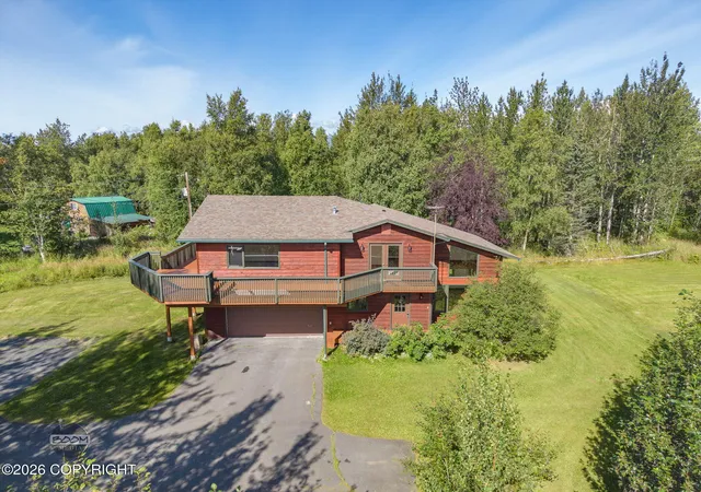 Photo 2 of Sale Pending at 5305 E Iroquois Ct, Wasilla, AK 99654 | MLS# 26-10956 | Listing updated on 2026-09-06