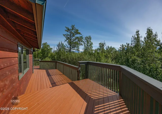 Photo 3 of Sale Pending at 5305 E Iroquois Ct, Wasilla, AK 99654 | MLS# 26-10956 | Listing updated on 2026-09-06