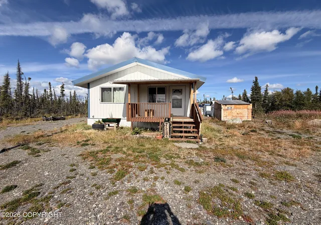 Single family home for sale at 1020 Glenn Hwy, Glennallen, AK 99588 | MLS# 26-11191