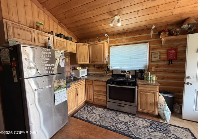 Photo 3 of Single family home for sale at 1020 Glenn Hwy, Glennallen, AK 99588 | MLS# 26-11191 | Listing updated on 2026-09-01
