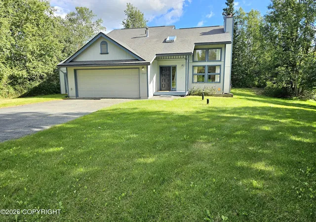 Photo 2 of Single family home for sale at 1965 N Kentucky Derby Dr, Palmer, AK 99645 | MLS# 26-11217 | Listing updated on 2026-09-01
