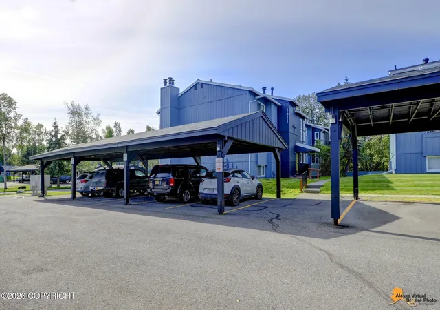Photo 2 of Condo for sale at 1611 Eastridge Dr #202, Anchorage, AK 99501 | MLS# 26-11091 | Listing updated on 2026-08-31