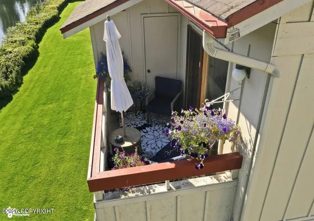 Photo 2 of Sale Pending at 5638 E 40th Ave #F301, Anchorage, AK 99504 | MLS# 26-11028 | Listing updated on 2026-09-01