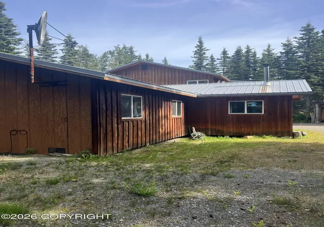 Photo 3 of Single family home for sale at 16990 Foste Mcmann Rd, Ninilchik, AK 99639 | MLS# 26-11132 | Listing updated on 2026-08-31