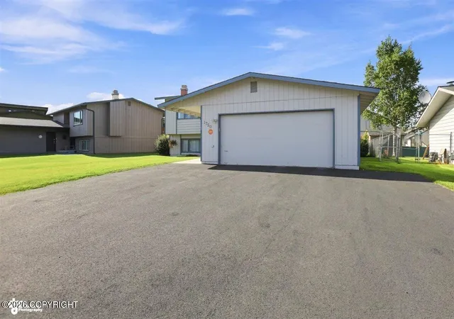 Photo 3 of Sale Pending at 1750 Karluk St, Anchorage, AK 99501 | MLS# 26-11075 | Listing updated on 2026-09-05