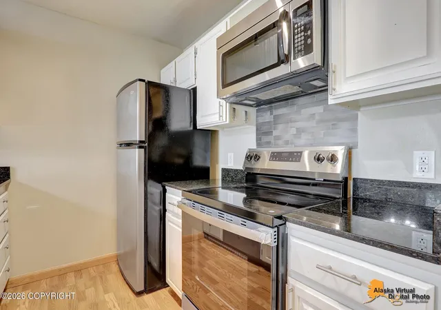 Photo 4 of Condo for sale at 4610 Piper St #9, Anchorage, AK 99507 | MLS# 26-11069 | Listing updated on 2026-09-11