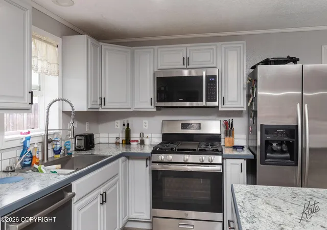 Photo 3 of Single family home for sale at 307 Slater Dr, Fairbanks, AK 99701 | MLS# 26-11096 | Listing updated on 2026-08-31