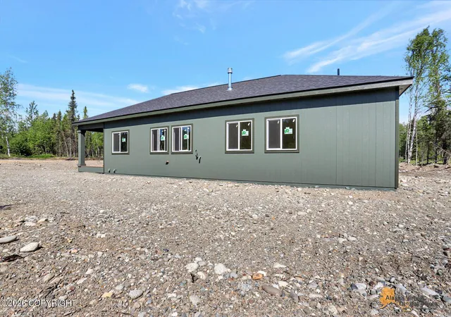 Photo 3 of Sale Pending at 7030 W Beverly Lake Rd, Wasilla, AK 99623 | MLS# 26-11171 | Listing updated on 2026-09-15