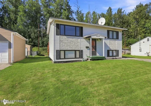 Photo 1 of Single family home for sale at 1826 Twining Dr, Anchorage, AK 99504 | MLS# 26-11202 | Listing updated on 2026-09-01