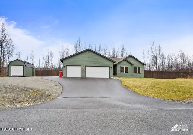 Photo 1 of Single family home for sale at 4110 E Zircon Cir, Wasilla, AK 99654 | MLS# 26-13252 | Listing updated on 2026-10-31