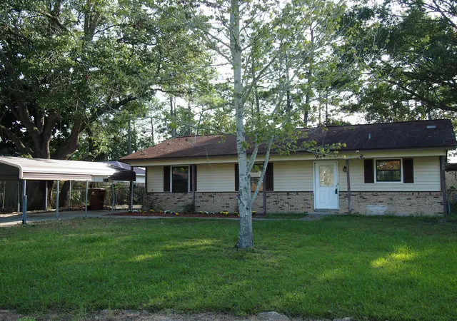 Single Family Residence at 358 Nancy Dr, Diberville, MS 39540 | MLS# 3325712 | | Sold on 2018-02-09