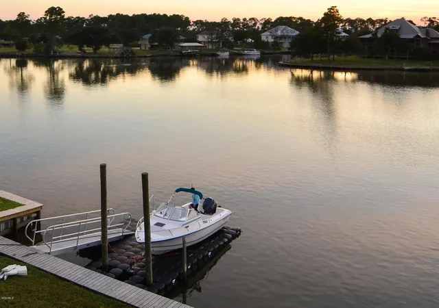 4th image of 219 Baywood Dr, Pass Christian, MS 39571 | MLS# 3364892