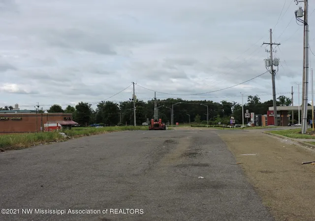 Photo 3 of Land for sale at 0 Pepper Chase Dr, Southaven, MS 38671 | MLS# 2335647 | Listing updated on 2026-03-30