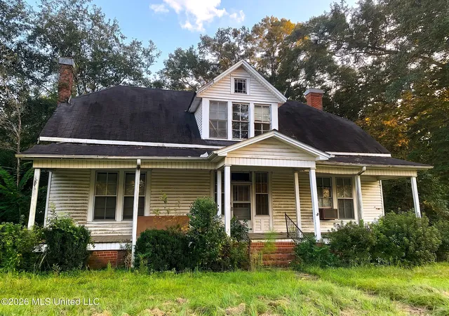 Homes for sale in Waynesboro, MS | 1028 Wayne St, Waynesboro, MS 39367 | MLS# 4033405