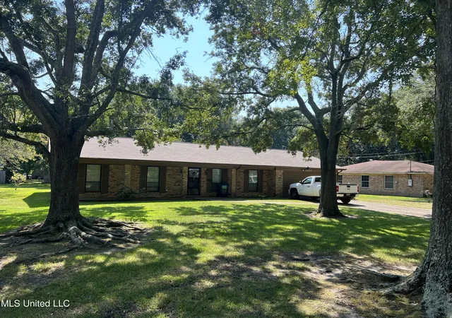3rd image of 1406 22Nd St, Pascagoula, MS 39581 | MLS# 4056536