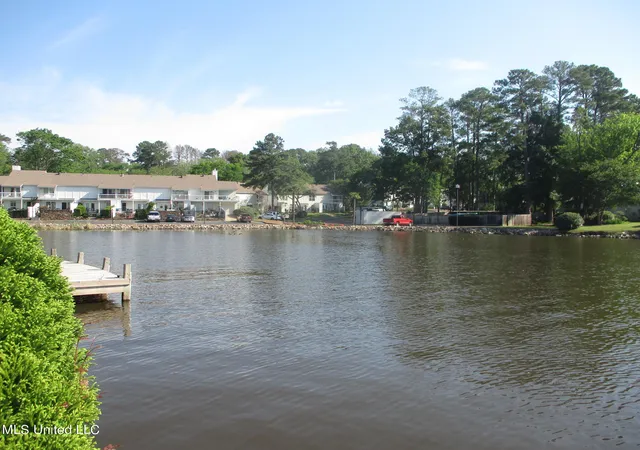 image of 147 Overlook Point Dr, Ridgeland, MS 39157 | MLS# 4078086