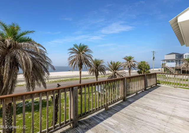 1st image of 800 W Beach Blvd, Long Beach, MS 39560 | MLS# 4081337
