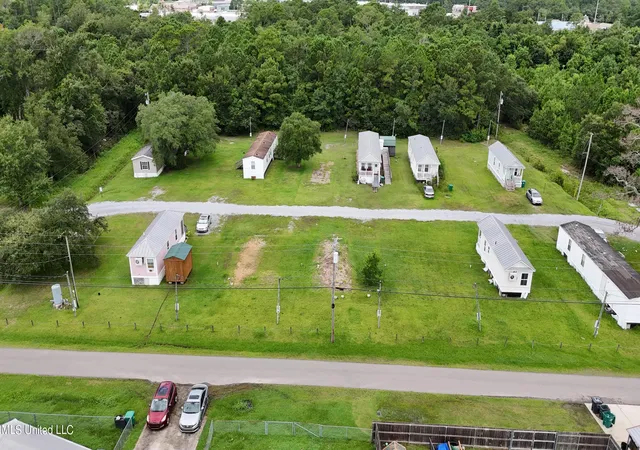1st image of 2319 Henderson St, Waveland, MS 39576 | MLS# 4090528