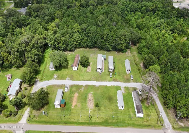 2nd image of 2319 Henderson St, Waveland, MS 39576 | MLS# 4090528
