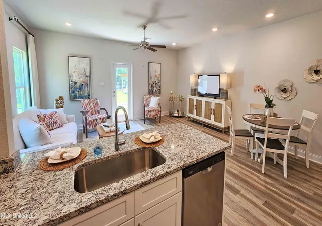 5th image of 152 Debuys Rd, Biloxi, MS 39531 | MLS# 4088205