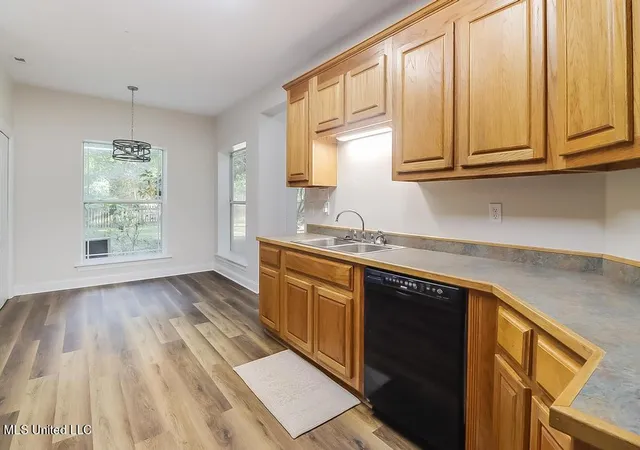Photo 4 of Single family home for sale at 77113 Golf Clb Dr, Diamondhead, MS 39525 | MLS# 4152722 | Listing updated on 2026-09-14