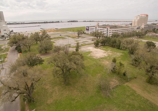 2nd image of 121 Cedar St, Biloxi, MS 39530 | MLS# 4095101