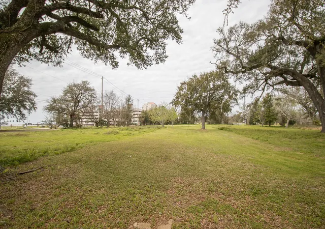 5th image of 121 Cedar St, Biloxi, MS 39530 | MLS# 4095101