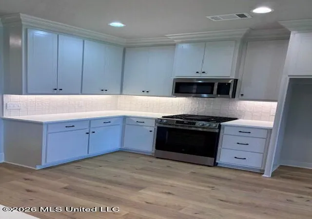 Photo 4 of Single family home for sale at 124 Saint Croix Ln, Madison, MS 39110 | MLS# 4095352 | Listing updated on 2026-09-22